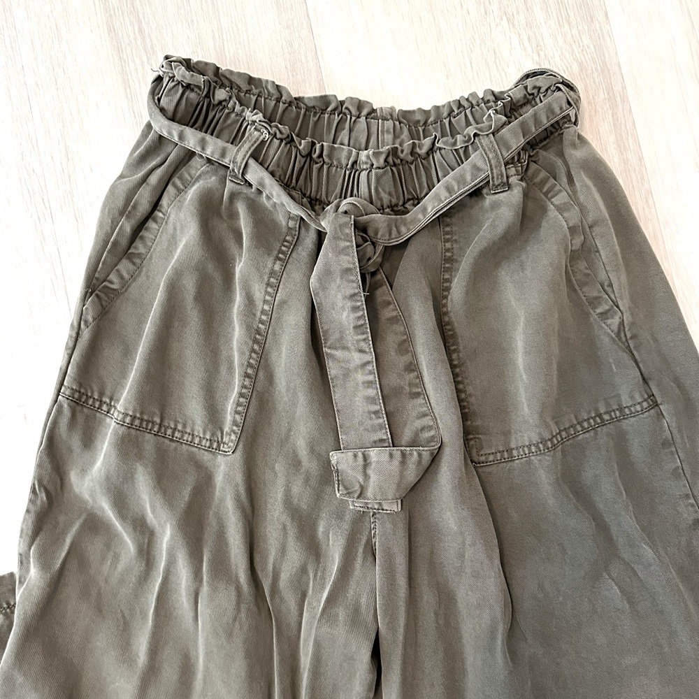 Army Green Wide Leg Cinch Waist Trousers